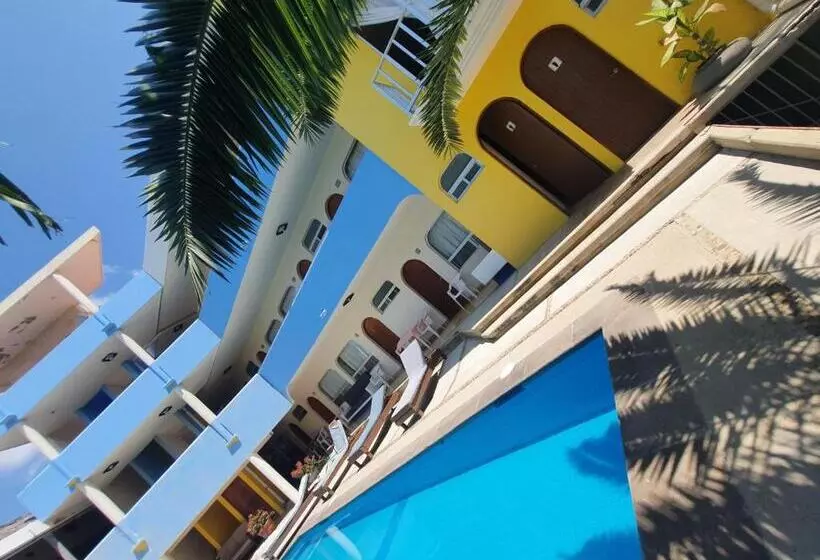 Отель Kootznoowoo