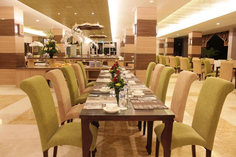 Hotel Lorin Syariah  Solo