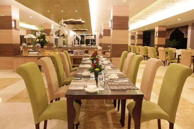 ホテル Lorin Syariah Solo