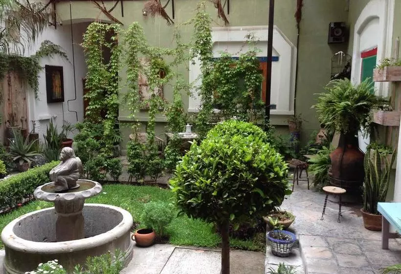 فندق Meson Sacristia De La Soledad