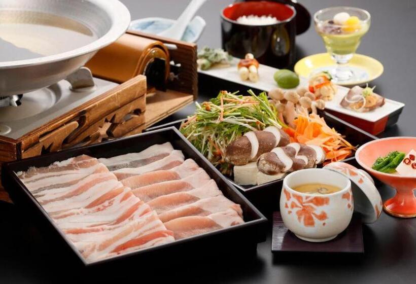 فندق Oushuku Onsen Choeikan