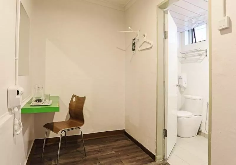 هتل Parkland Express