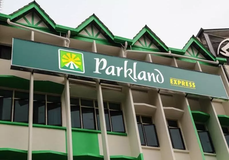 هتل Parkland Express