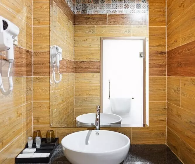 Phuminh Hotel Riverside