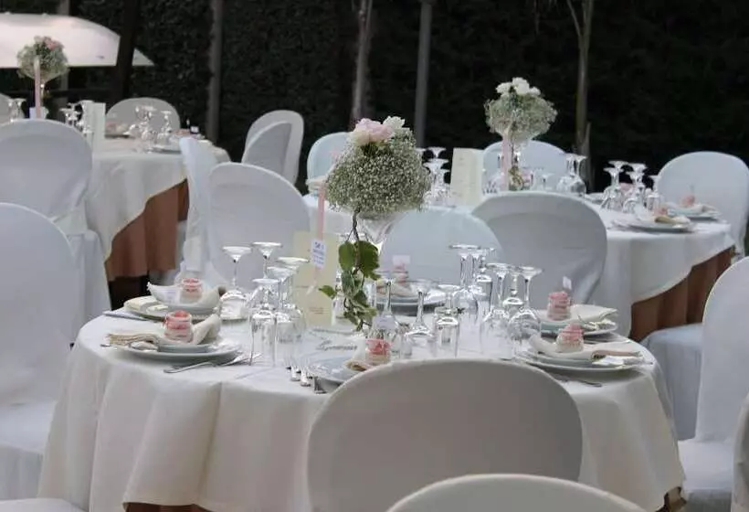 فندق Ristorante Paradise