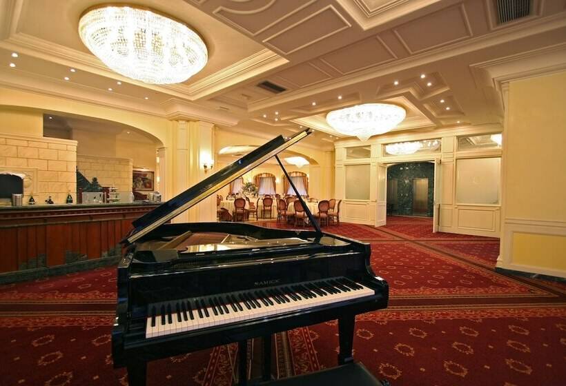 فندق Ristorante Paradise