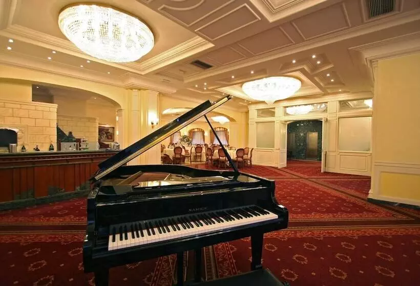 فندق Ristorante Paradise