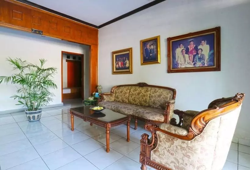 Hotel Santo Guest House