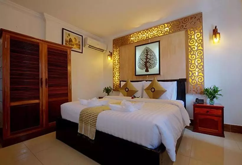 هتل Bou Phanith Villa