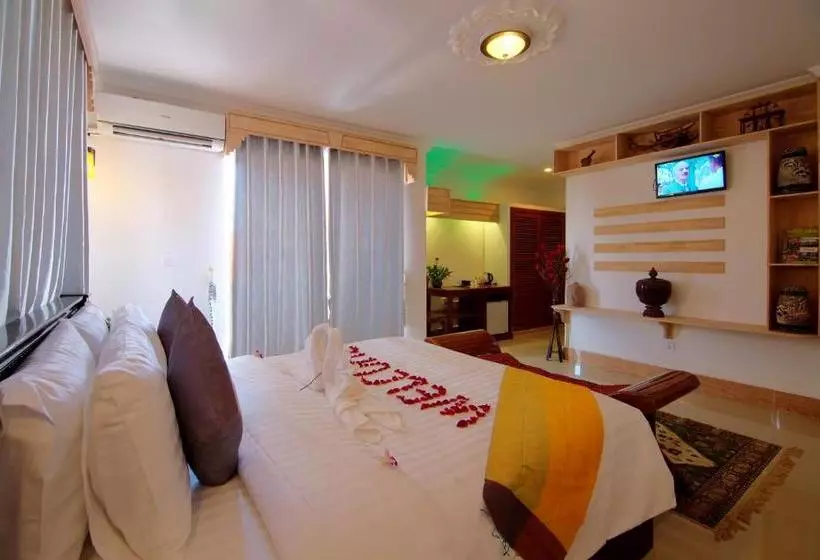 هتل Bou Phanith Villa