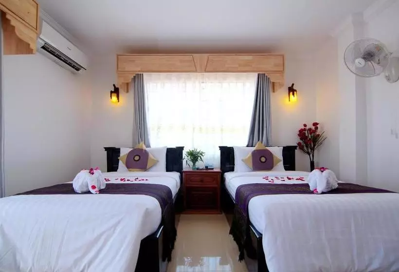 هتل Bou Phanith Villa