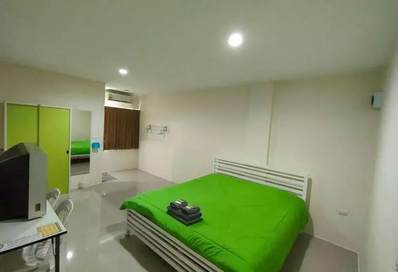 Отель Sorworakit