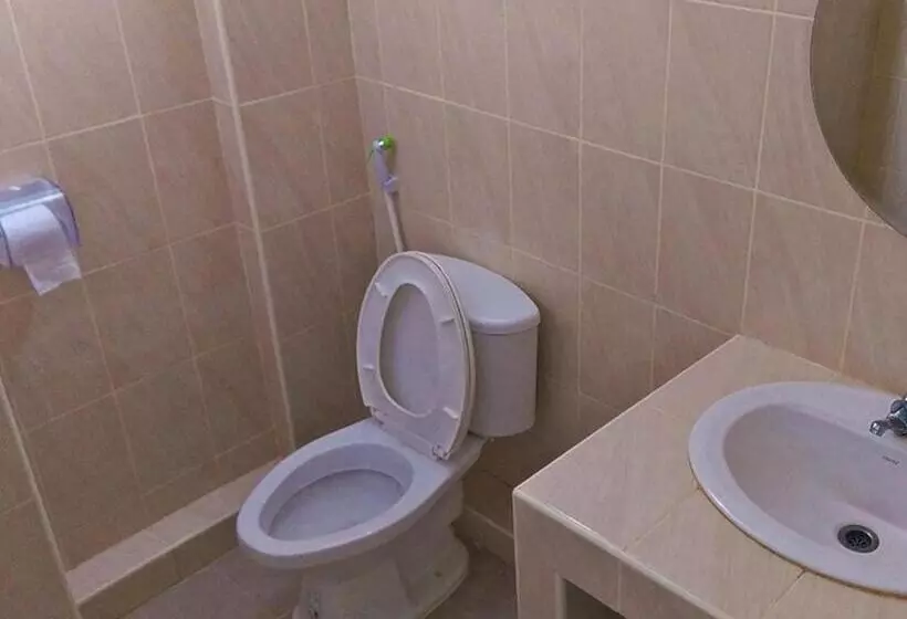 Отель Sorworakit