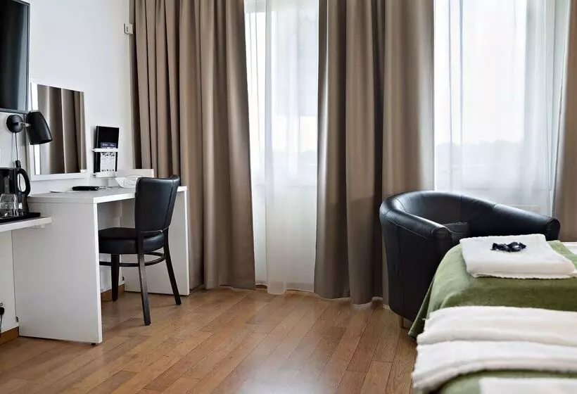 Sure Hotel By Best Western Lagan