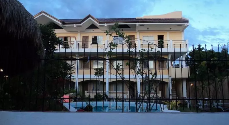 Отель Vanilla Sky Dive Resort