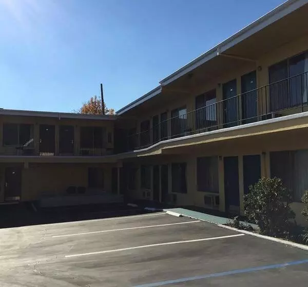 モーテル Astro Pasadena