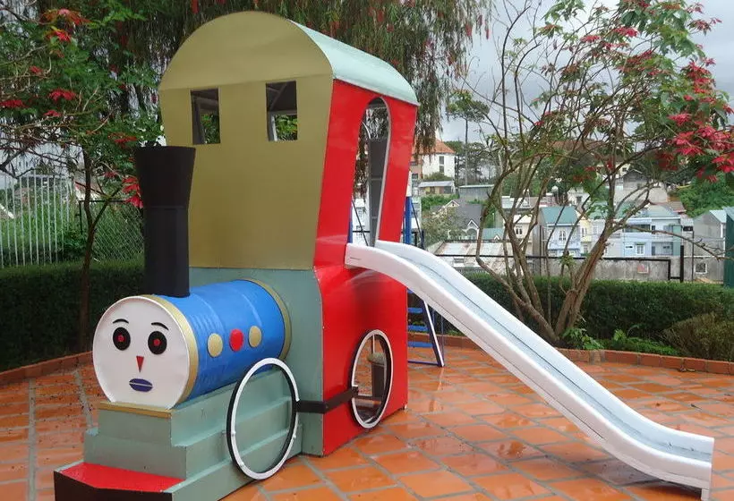 Pension Dalat Train Villa