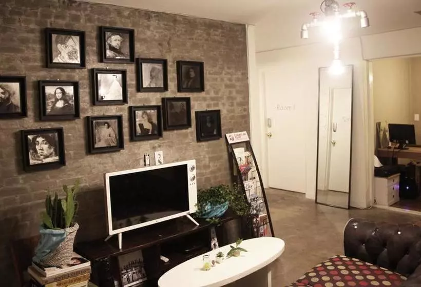 פנסיון Space Torra