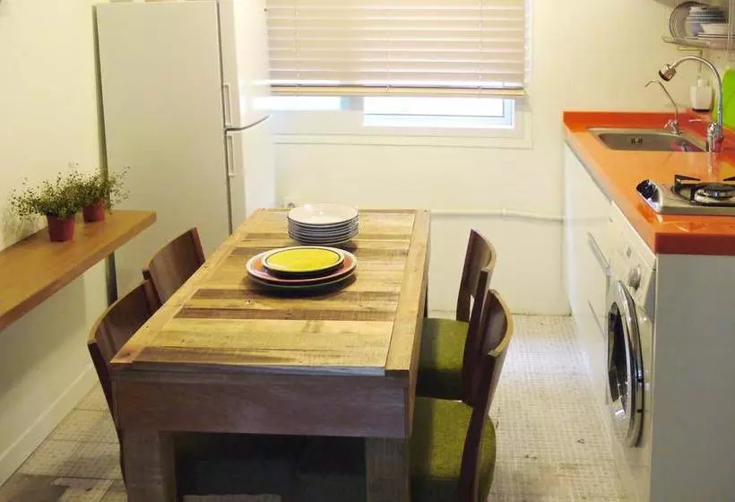 פנסיון Space Torra