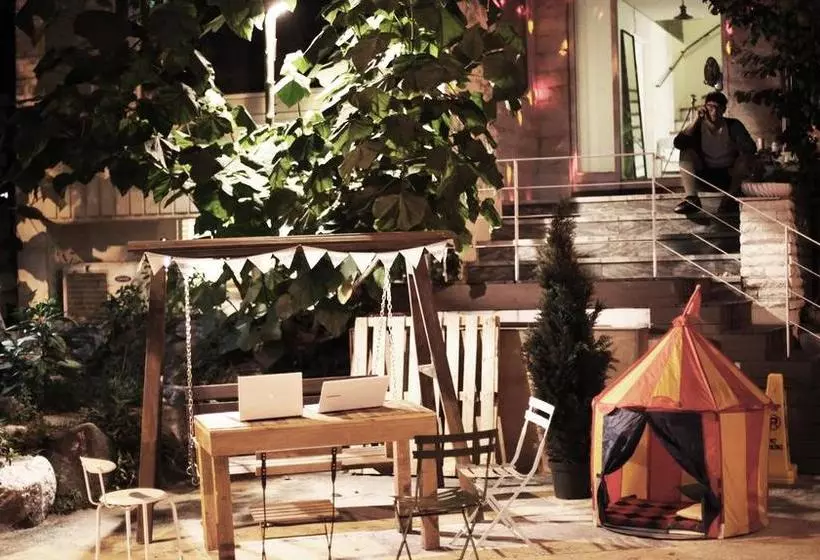 פנסיון Space Torra