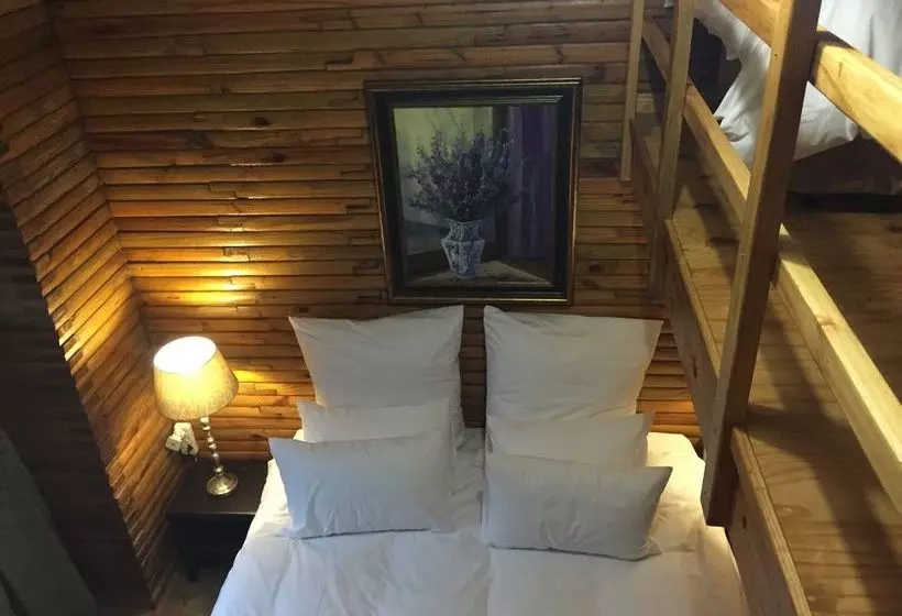 펜션 Treelands Estate Dullstroom