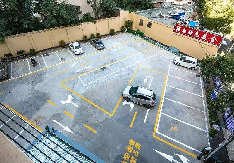 Hotelli Hanting  Lanzhou Dongfanghong Plaza Pingliang Road