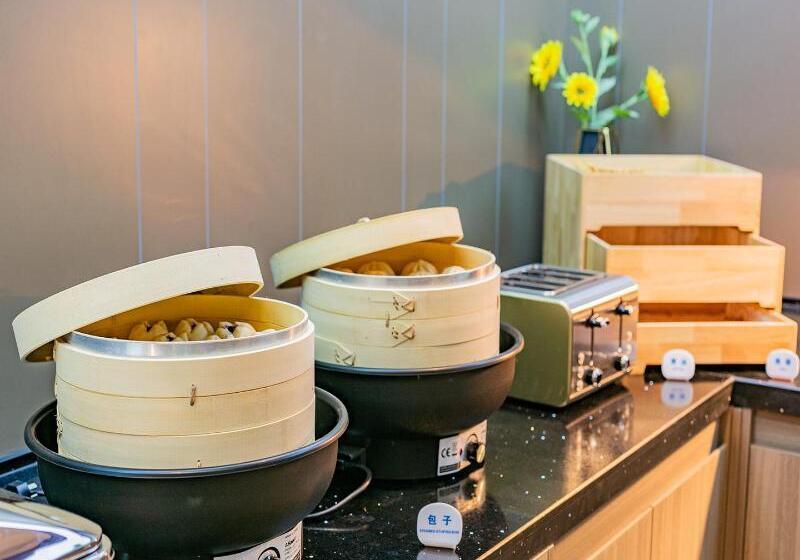 ホテル Hanting Lanzhou Dongfanghong Plaza Pingliang Road