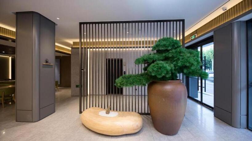 Ji Hotel Jinan East Railway Station