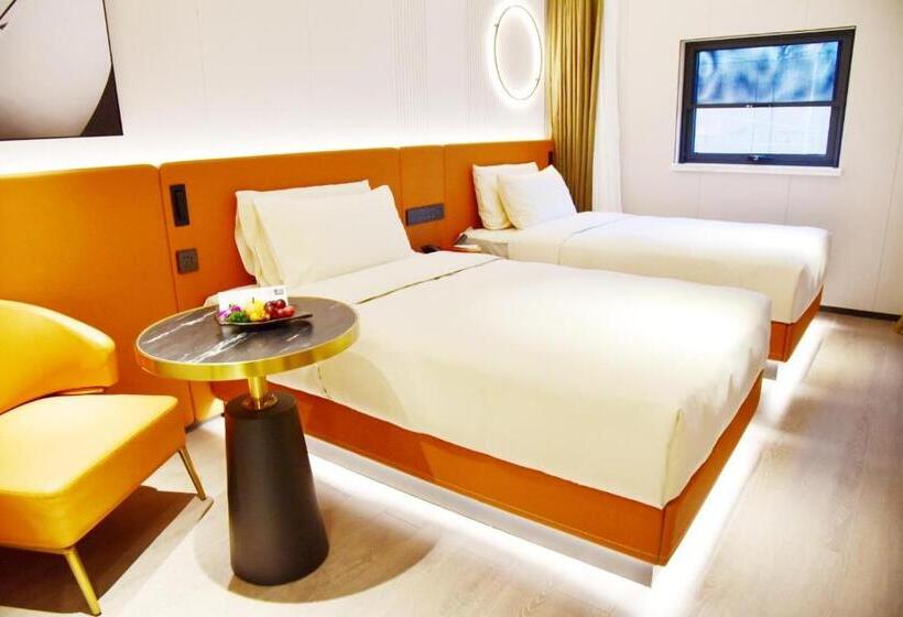 Atour Hotel Beijing Tiananmen Wangfujing Pedestrian