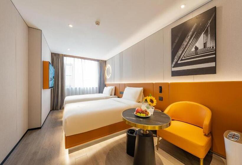 Atour Hotel Beijing Tiananmen Wangfujing Pedestrian