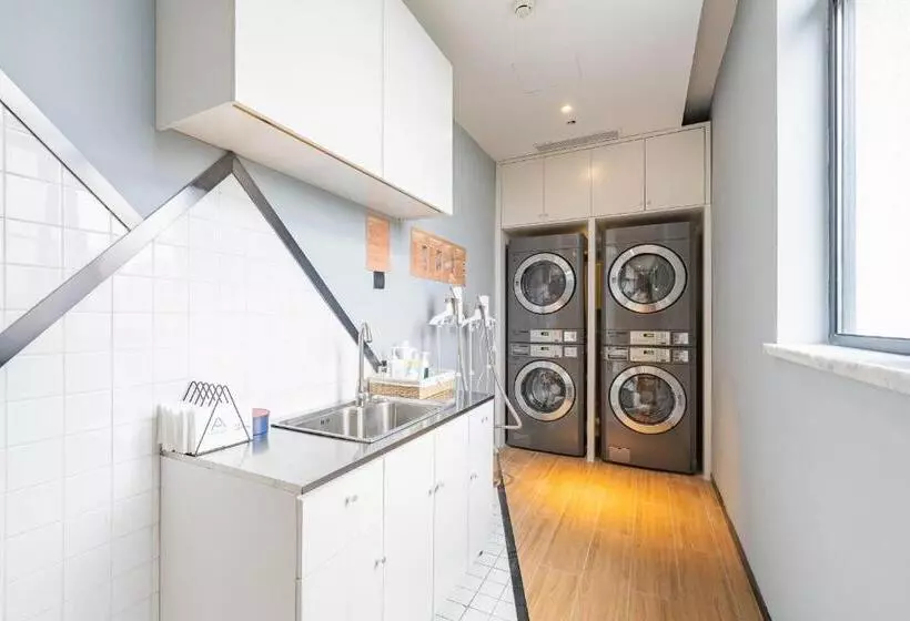 Atour Hotel Beijing Tiananmen Wangfujing Pedestrian