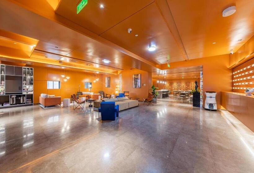 Atour Hotel Beijing Tiananmen Wangfujing Pedestrian