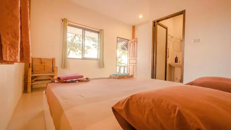 Hostel Dancing Elephant Beach Club