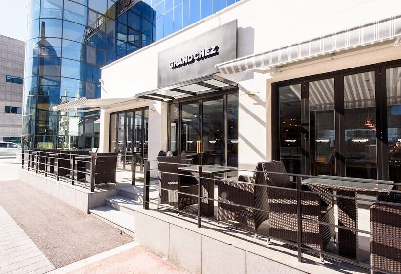 Общежитие Silla Boutique Hotel Premium