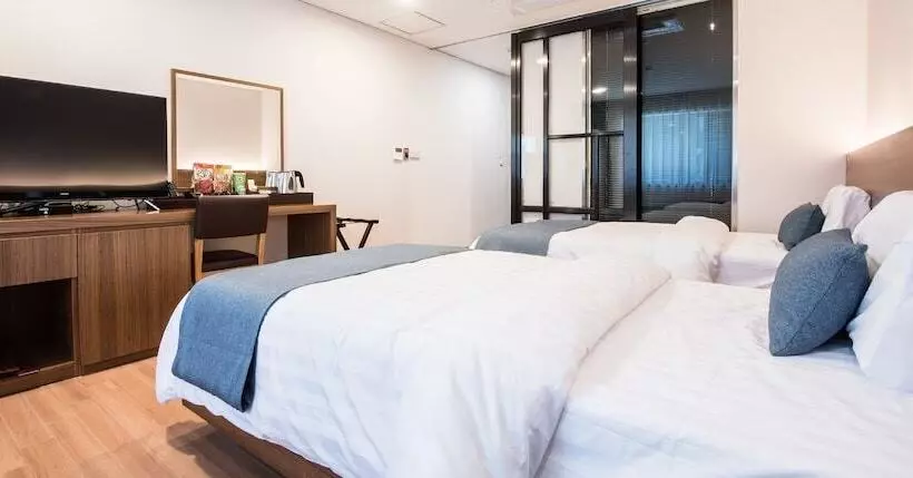 Общежитие Silla Boutique Hotel Premium