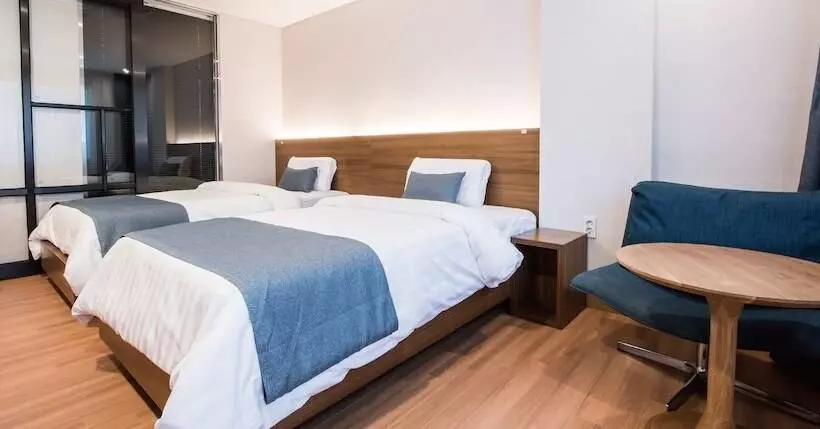 Общежитие Silla Boutique Hotel Premium