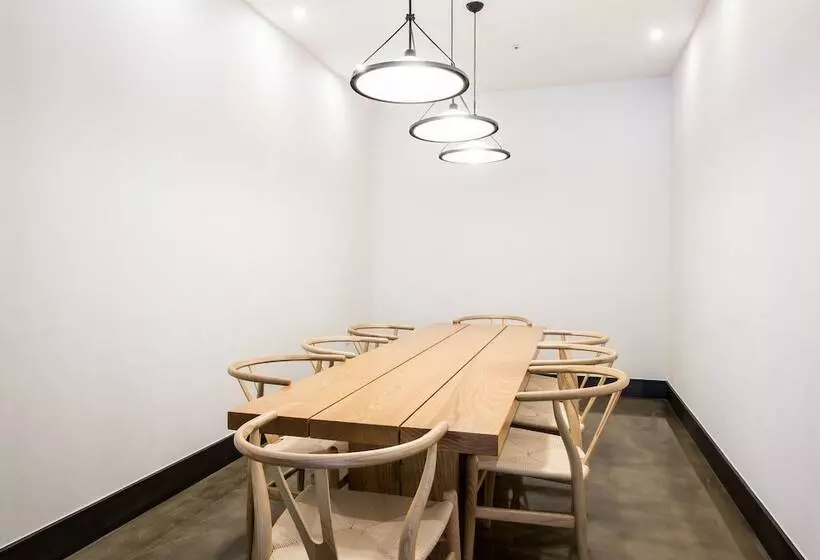 Общежитие Silla Boutique Hotel Premium