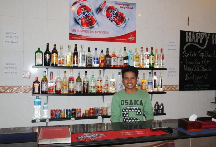 فندق صغير Velkommen Backpackers