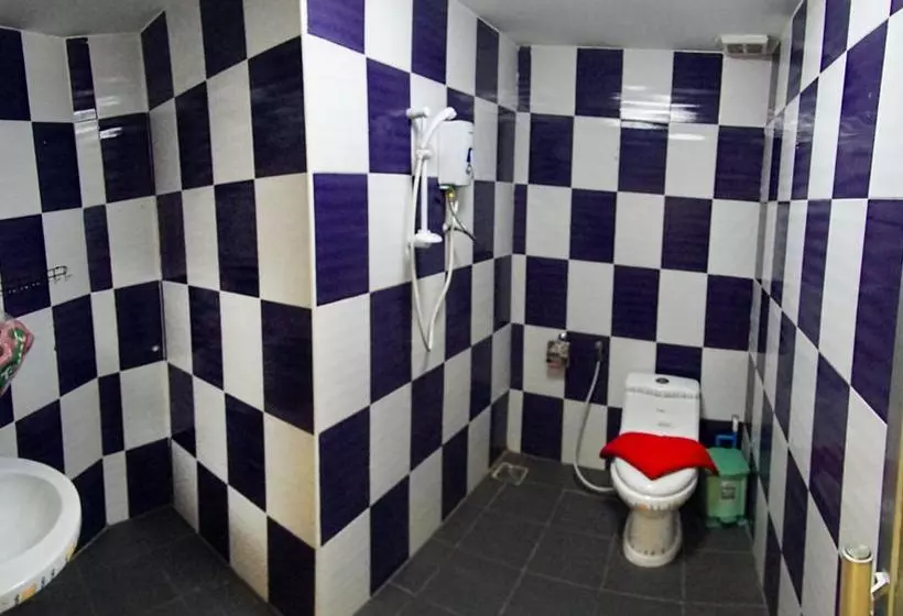 הוסטל Velkommen Backpackers