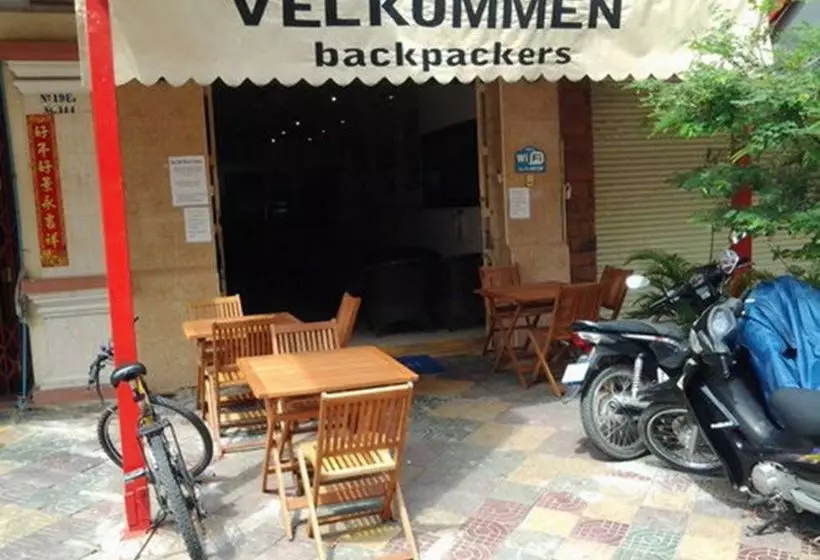 הוסטל Velkommen Backpackers