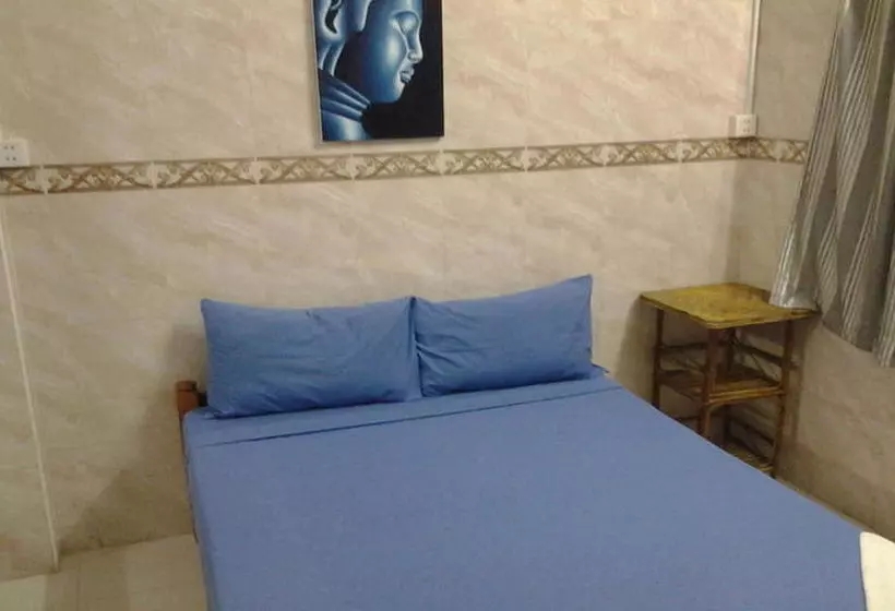 הוסטל Velkommen Backpackers