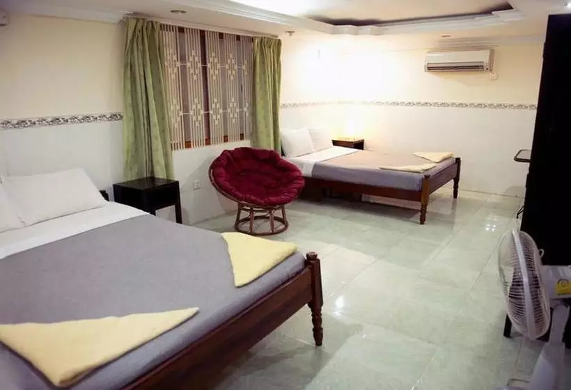 הוסטל Velkommen Backpackers