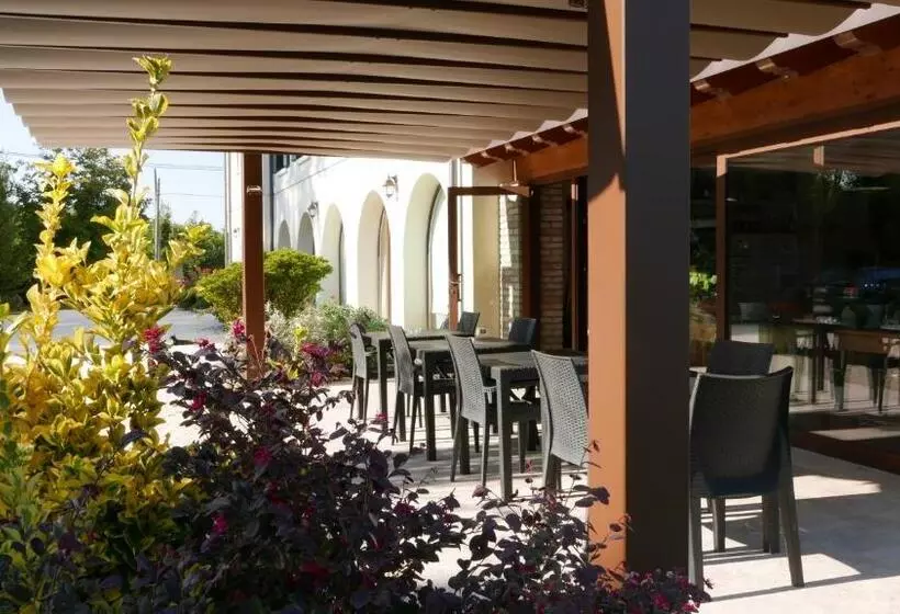 تختخواب و صبحانه Ca' Gemma