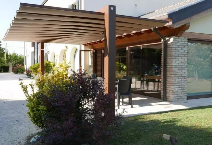 تختخواب و صبحانه Ca' Gemma