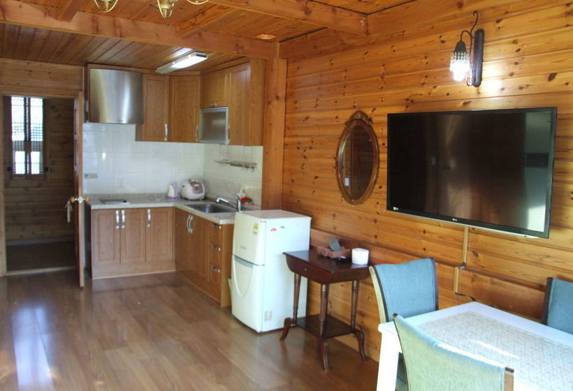 Bed and Breakfast Millennium Smile Pension