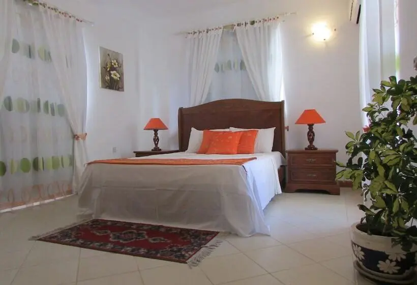 Golden Rod Villa