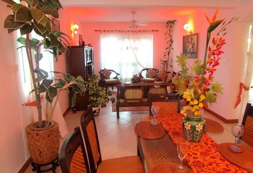 Golden Rod Villa
