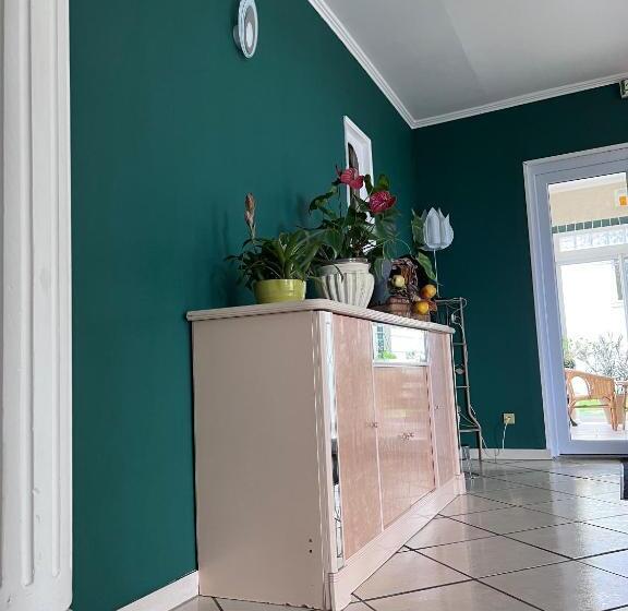 هتل Hostellerie Saint Clément