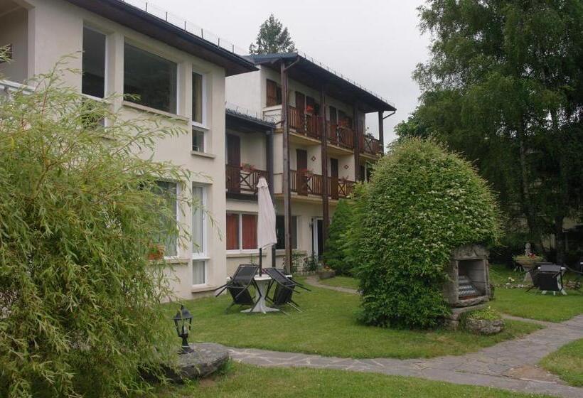 هتل Hostellerie Saint Clément