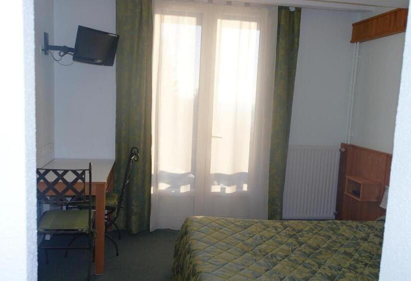 هتل Hostellerie Saint Clément